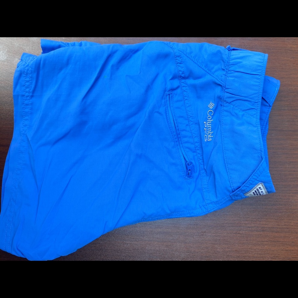 Columbia Shorts Women’s SMALL